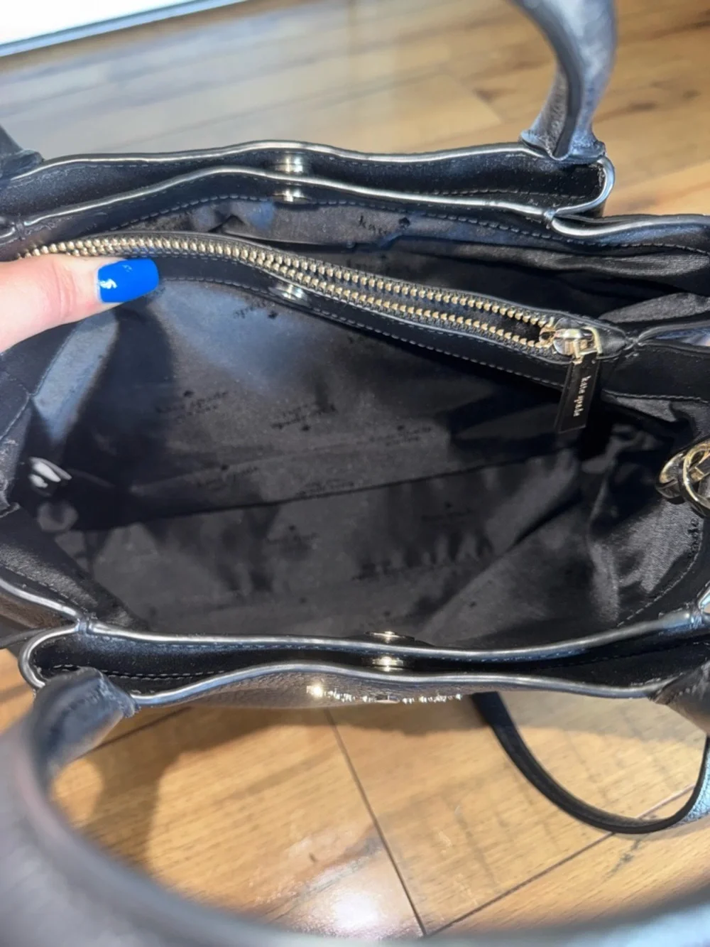 Dumpling Large Satchel Bag - Picture 5 of 12